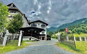 PIZZERIA RUSTICA cazare